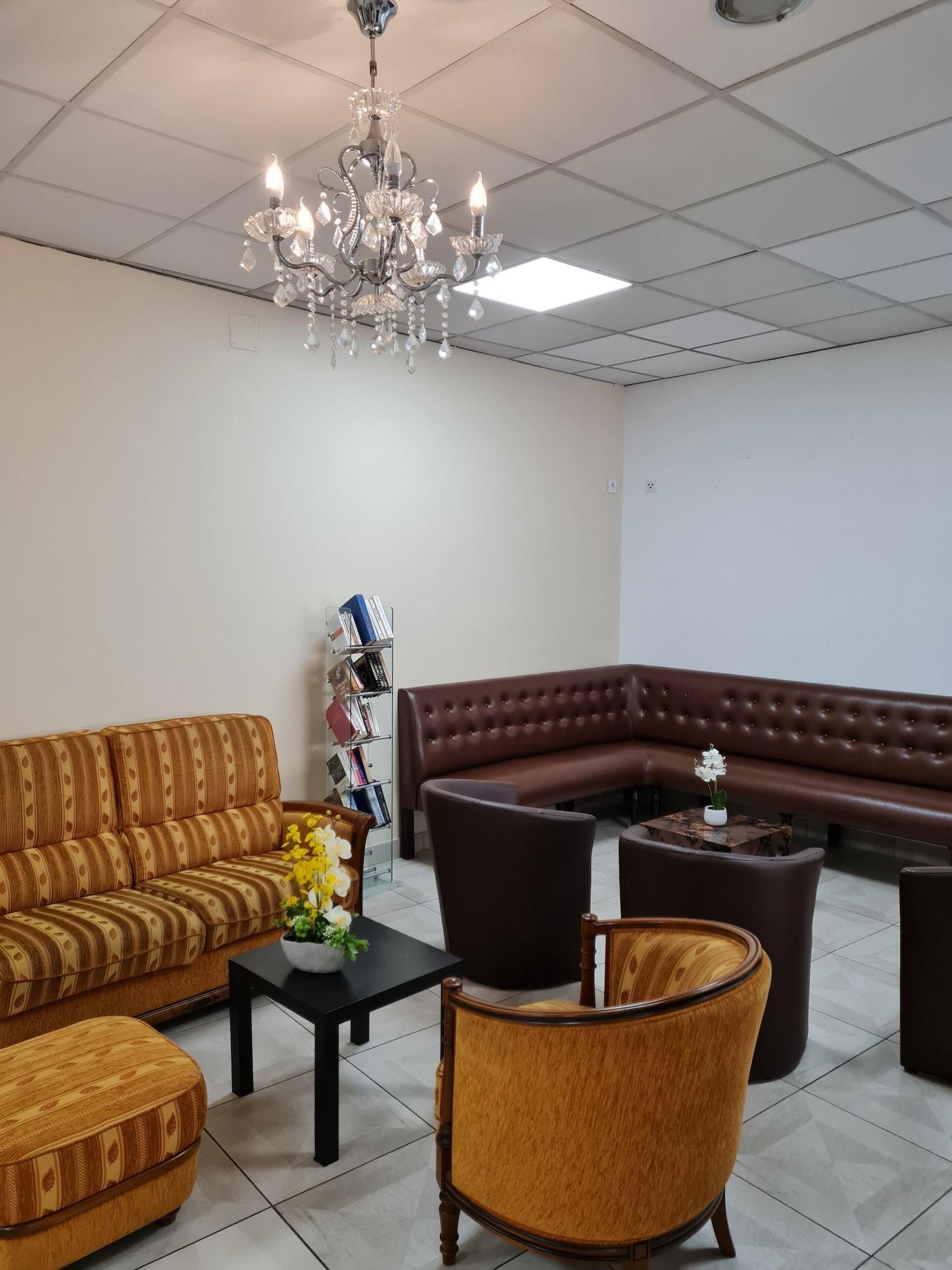 Hotel Le Milan Lourdes Exterior photo